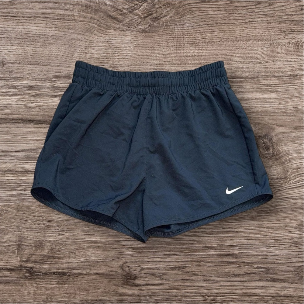 Nike Women's black Athletic Shorts